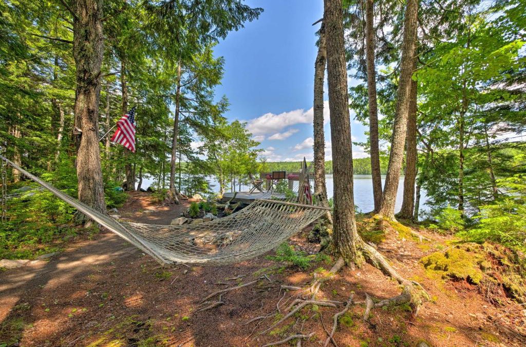 Great Pond House | Waterfront Great Pond Cottage with Hot Tub and Deck!