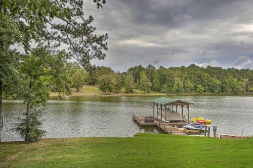 Greenwood House | Waterfront Greenwood Getaway with Deck and Grill!