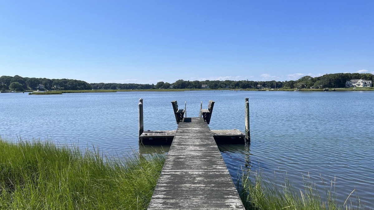 Town of Southold Town Cottage | Waterfront Guest Cottage