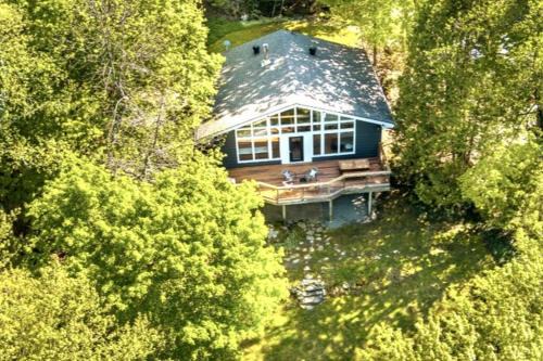 Haliburton House | Waterfront Haliburton, All Season, Fully Equipped Cottage!