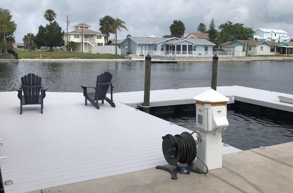 Spring Hill House | Waterfront Hernando beach house on deep water canal w/dock, fishing, kayak
