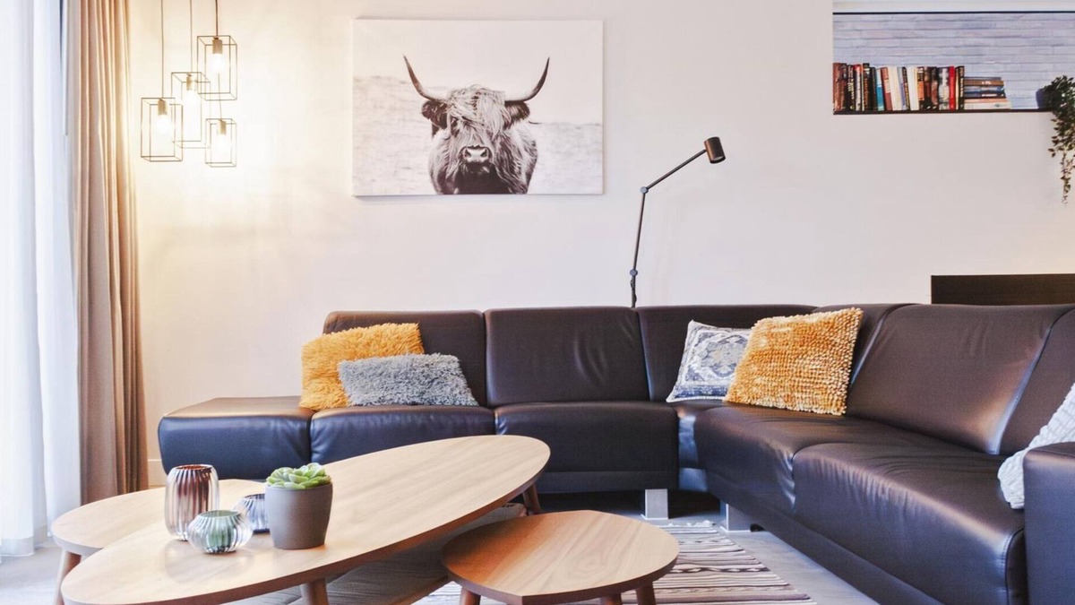 Stavoren House | Waterfront Holiday Home with Terrace & Views