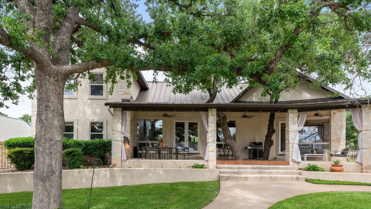 Horseshoe Bay West House | Waterfront Home | Boat Slip | Spacious Outdoor Patio | Fenced Yard