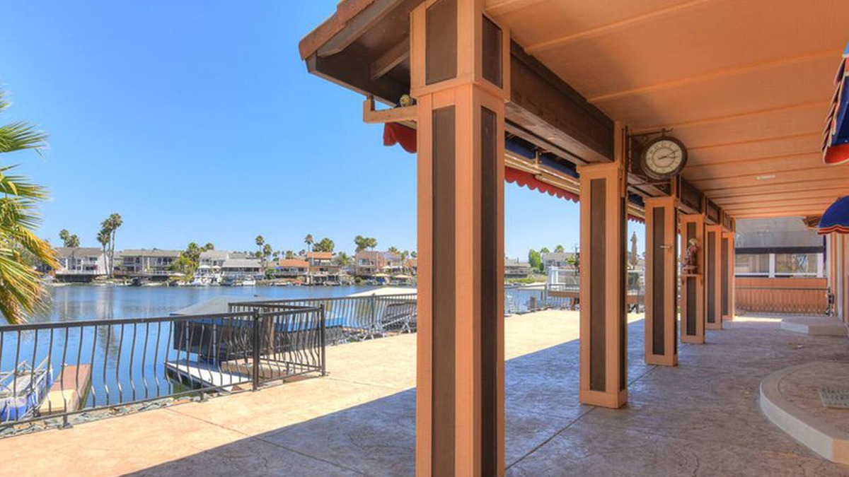 Discovery Bay House | Waterfront Home ~ Fun Weekend Getaway