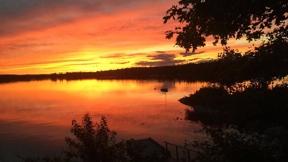 Friendship Cabin | Waterfront Home In Friendship, Pet Friendly, includes three kayaks and canoe
