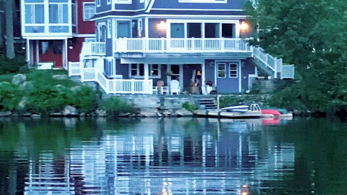 Georges Mills House | Waterfront Home On Lake Sunapee