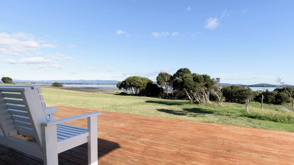 Low Head House | Waterfront Home with a View and Deck