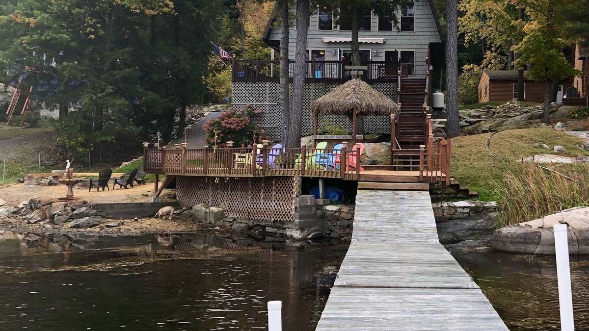 Wellesley Island House | Waterfront house on Wellesley Island