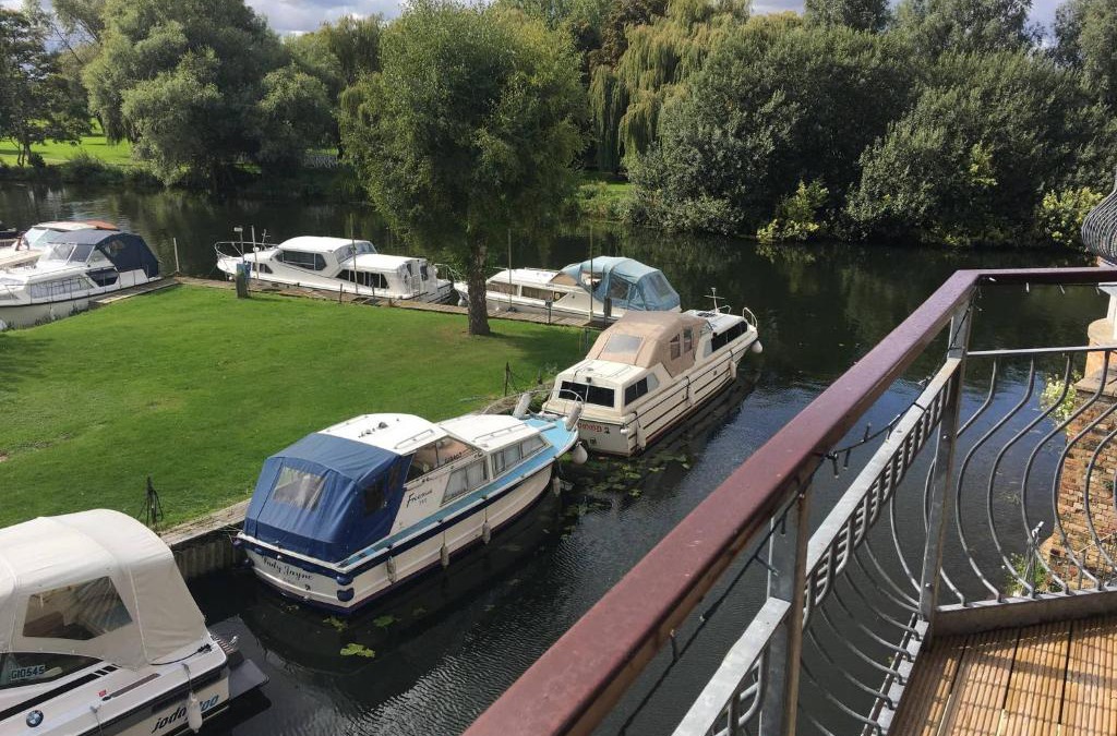 St Neots House | Waterfront House In The Heart Of St Neots