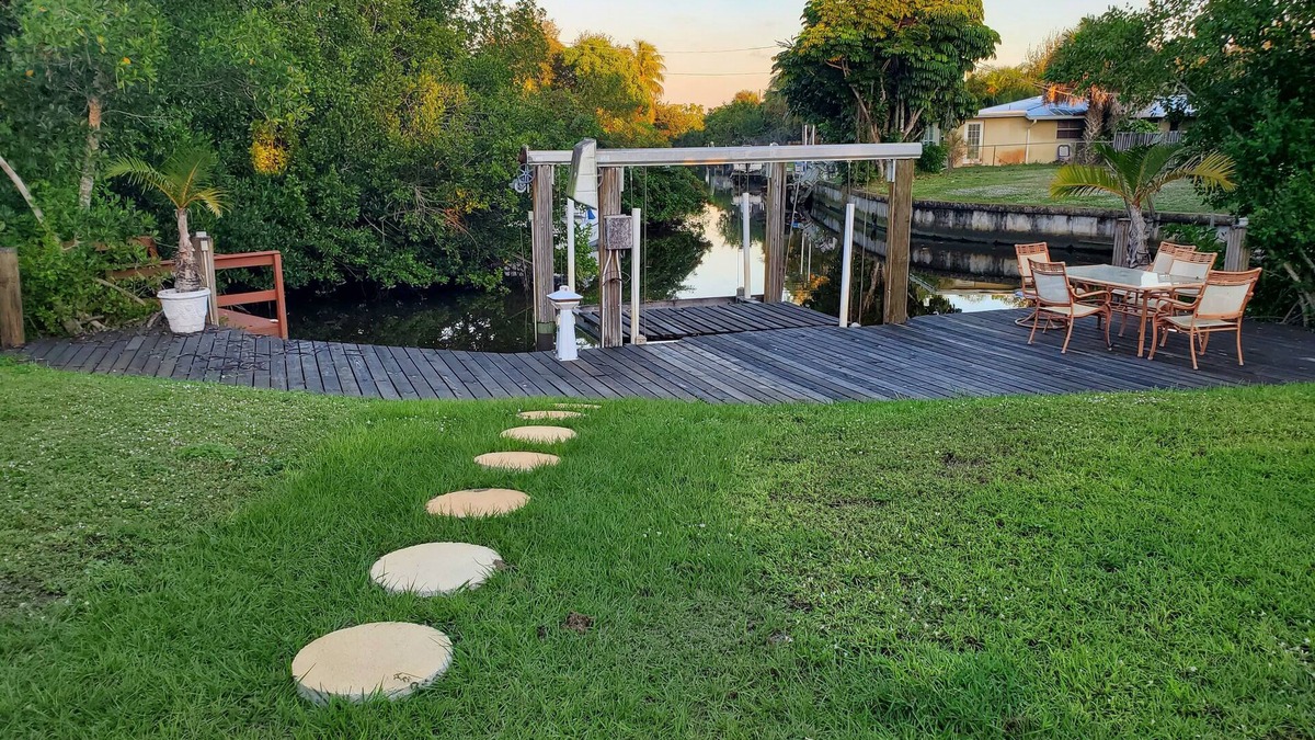 McGregor House | Waterfront house in South Ft Myers on Whiskey creek