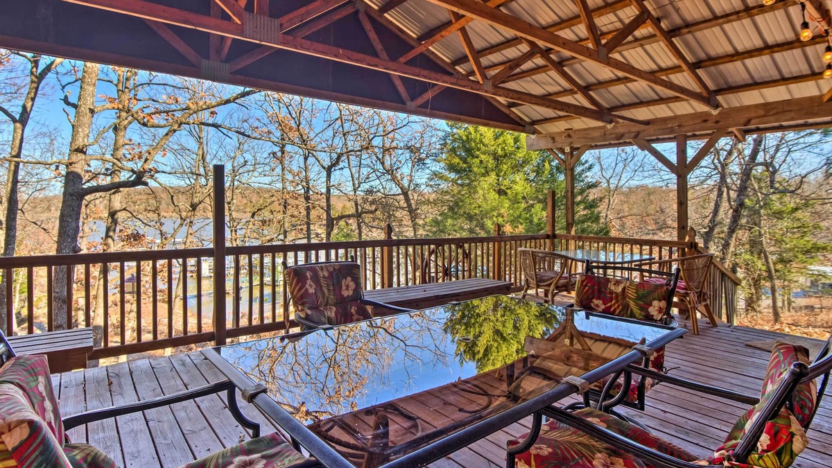Canadian House | Waterfront House w/Boat Slip on Lake Eufaula!