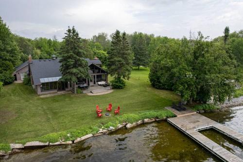 Fenelon Falls House | Waterfront - Kawartha Lakes