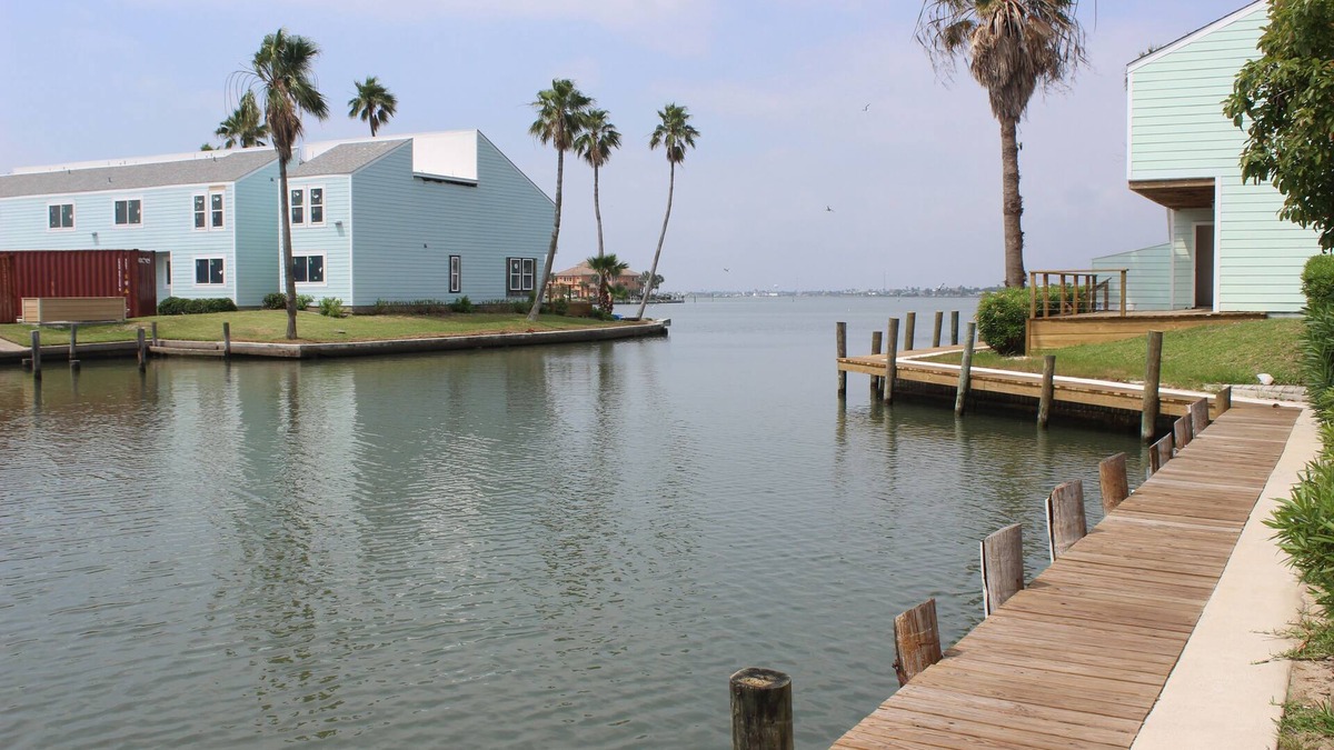 Key Allegro Condo | Waterfront Key Allegro Condo