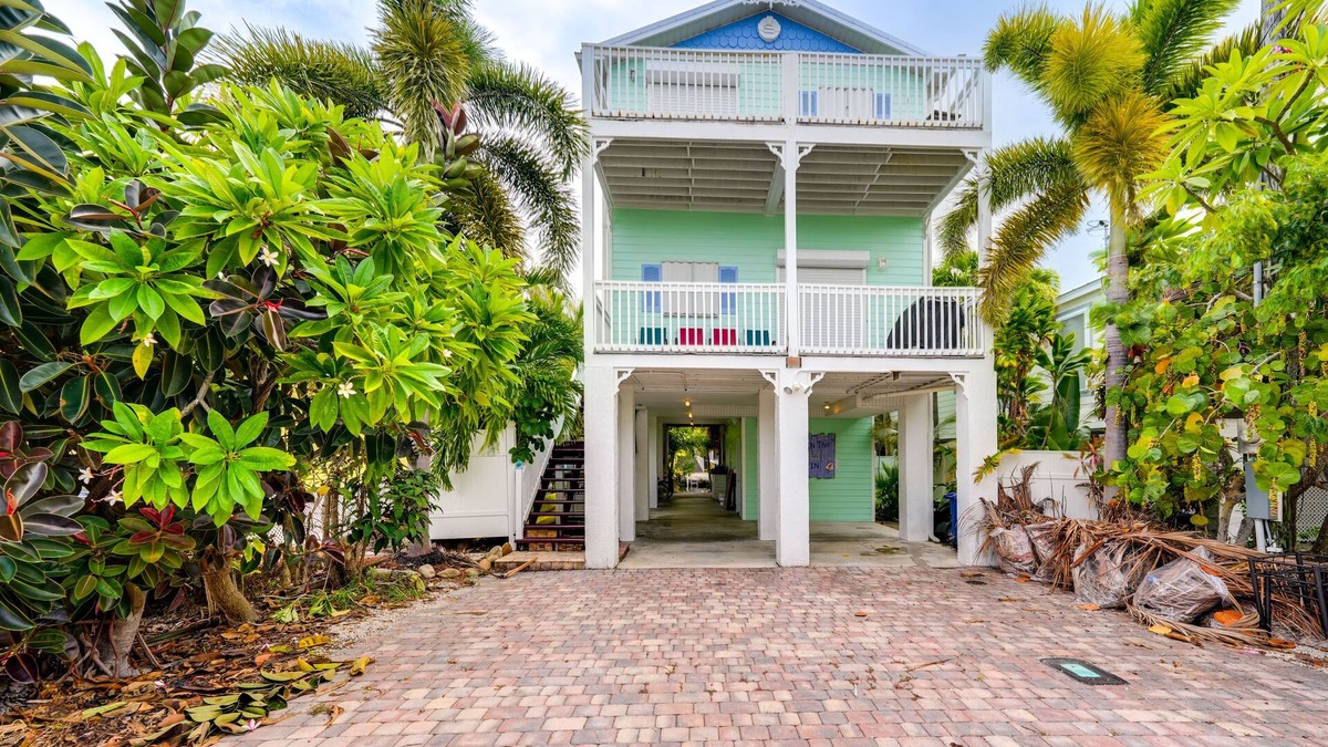 Bay Point House | Waterfront Key West Oasis w/Float Dock!