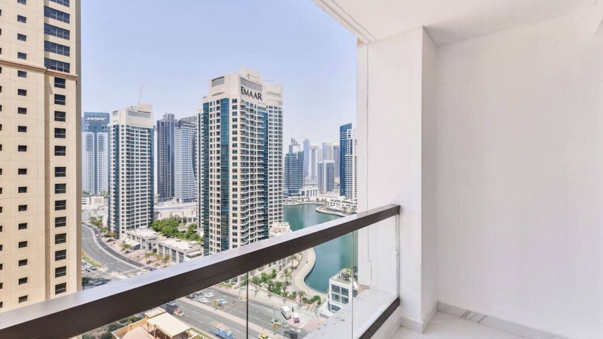 Dubai Marina Apartment | Waterfront Luxury 3+1 BR in JBR, Dubai