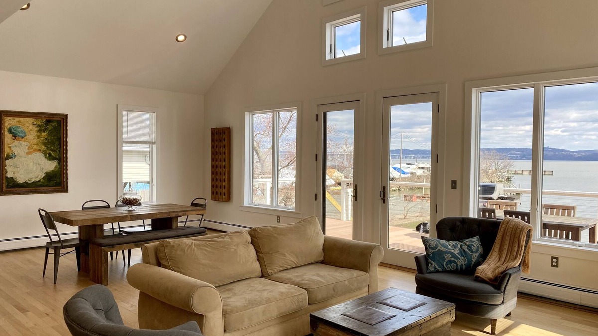 Town of Orangetown House | Waterfront Luxury in Town
