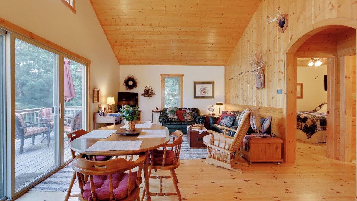 Mercer Cabin | Waterfront Mercer Cabin w/Wraparound Porch!