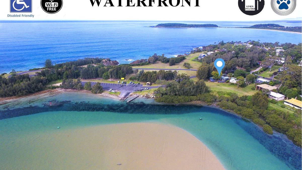 Mossy Point House | Waterfront Mossy Point Escape - Pet Friendly, Disabled Access, WIFI Inc.