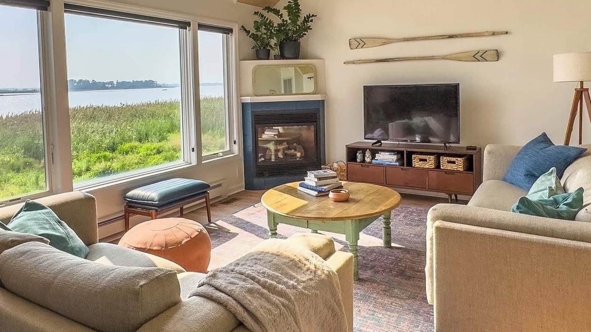 Prime Hook Beach House | Waterfront nature-lover's retreat on wildlife refuge in Prime Hook Beach