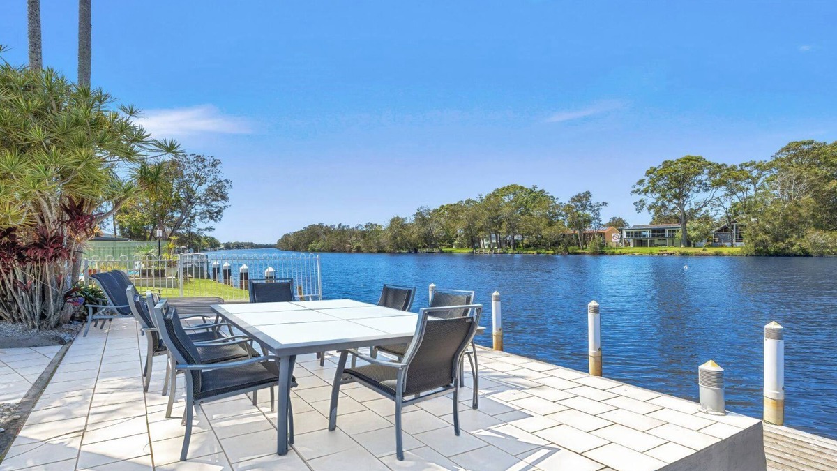 Chittaway Point House | 'Waterfront Oasis' by Accom Holidays