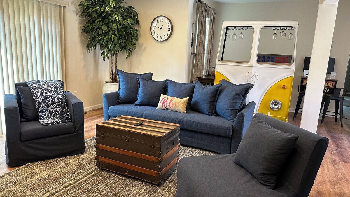 Saugerties South Apartment | Waterfront Oasis, Hot Tub, Sauna, Village Walk to All, Kayaks, Pet Friendly