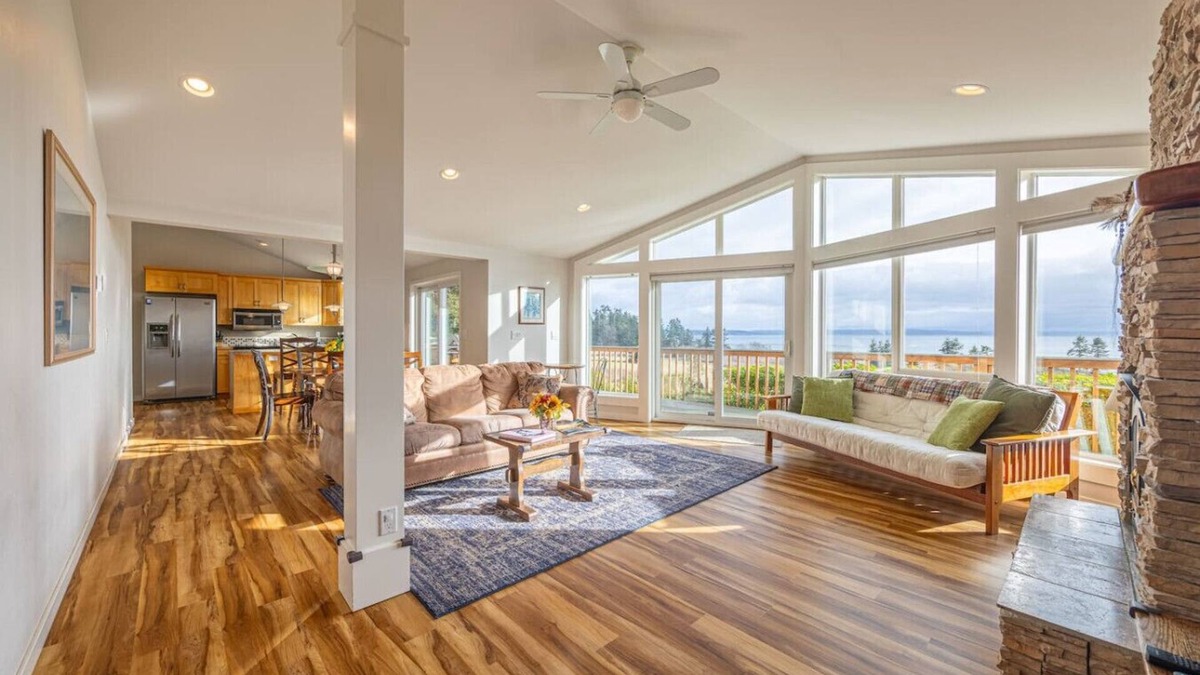 Nordland House | Waterfront Oasis w/Beach Access