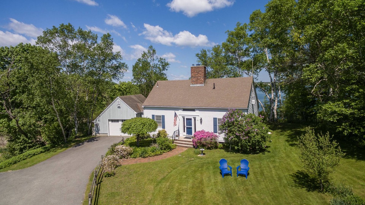 Orrs Island House | Waterfront on Harpswell Sound-3 bedrm-private setting with float. Sunset views