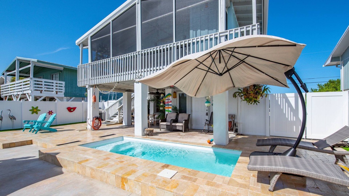 Eden Pines House | Waterfront Pool Home! - Heavenly Hideout - Big Pine Key
