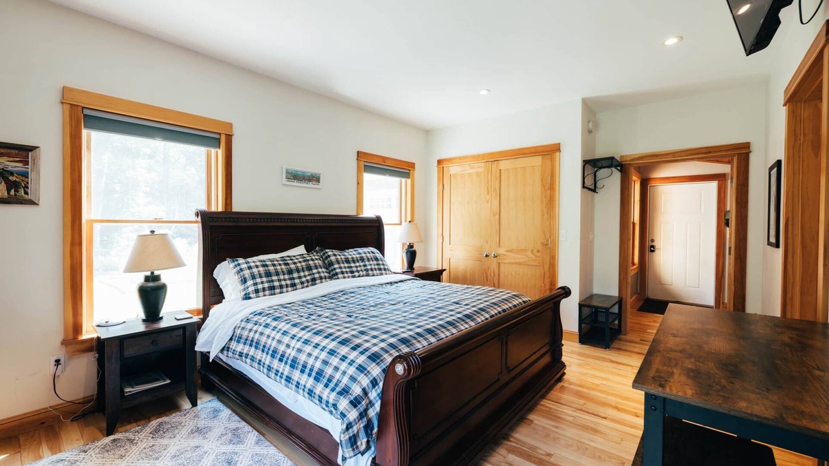 Freeport Apartment | Waterfront Private Apartment, minutes from LLBean!