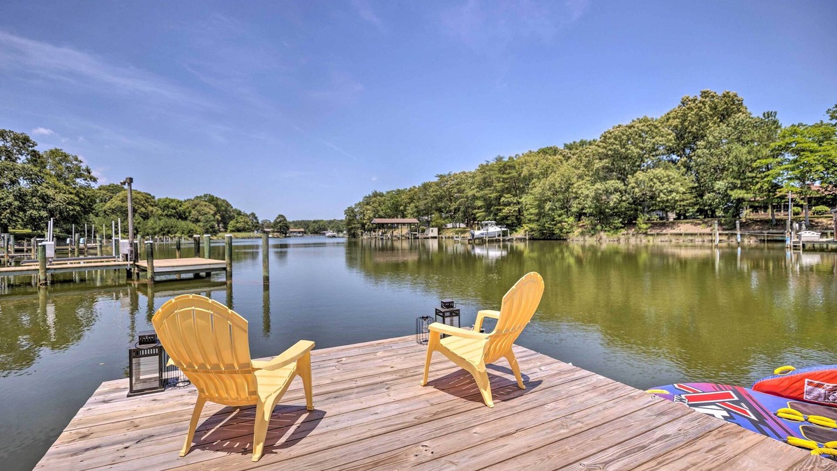 Reedville House | Waterfront Reedville Home w/Private Dock!