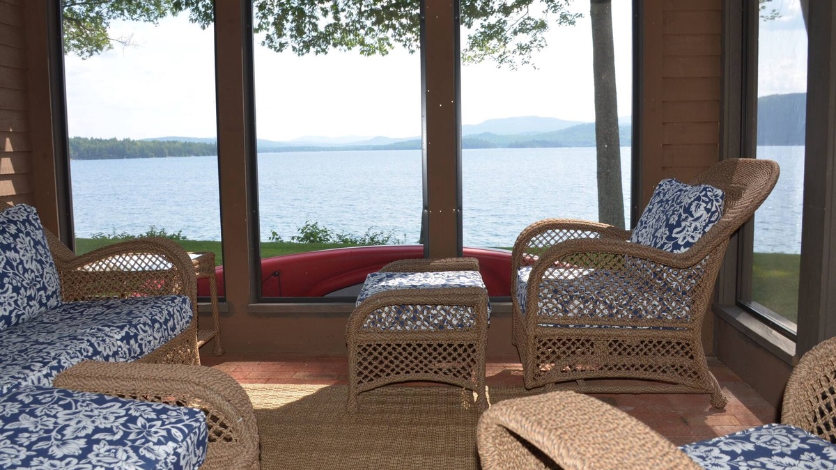 Bristol House | Waterfront Renovated Townhouse Newfound Lake 2 Beaches Tennis Mooring 2 Kayaks