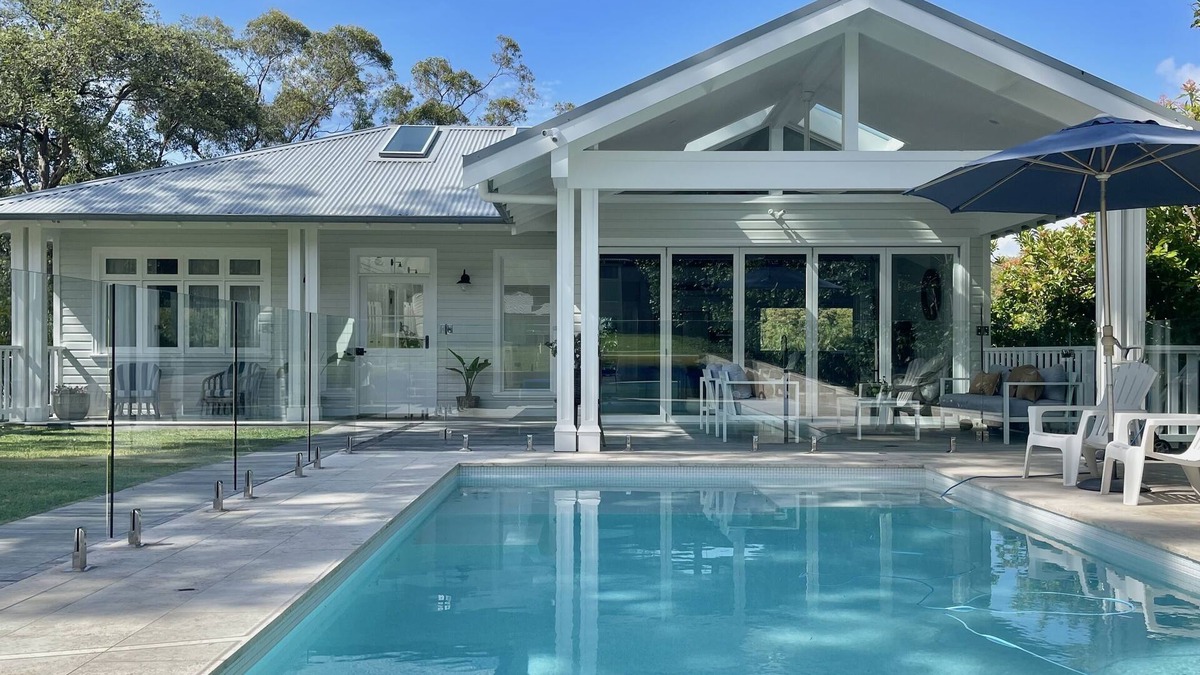 Newport House | Waterfront Resort-Style Luxury with boat berth and pontoon