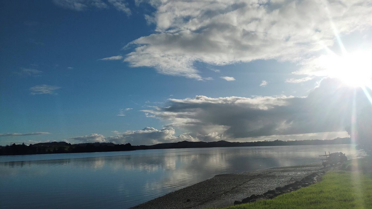 Pahi House | Waterfront retreat of Kaipara Harbour.