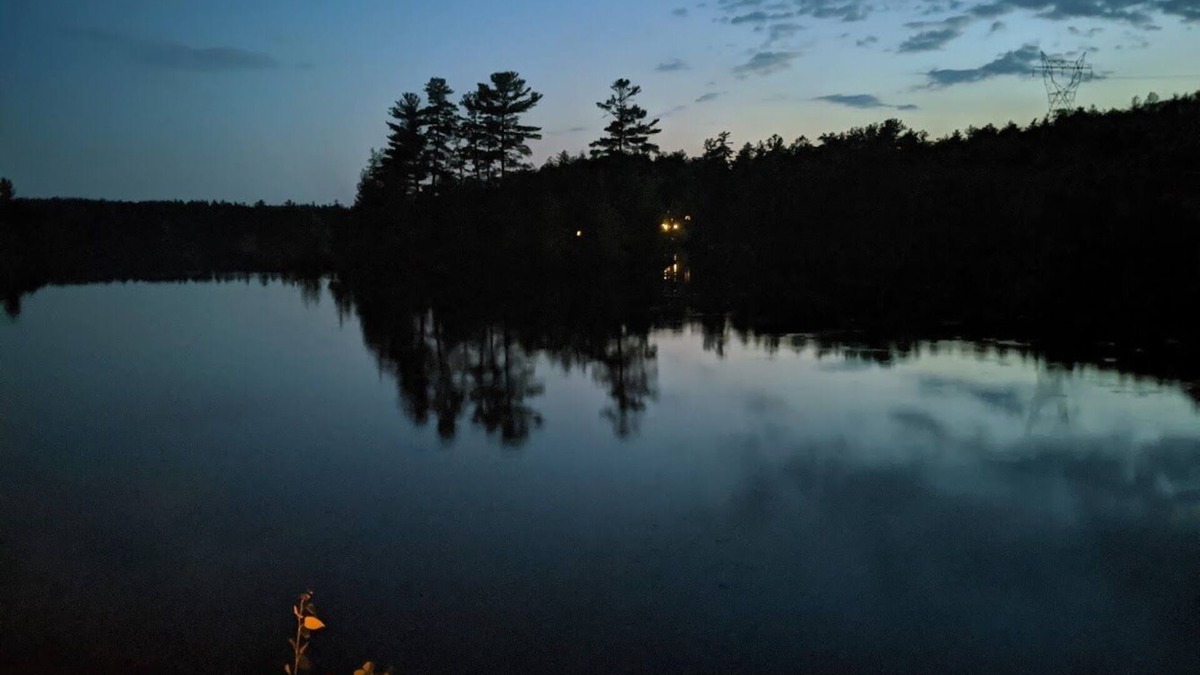 Lanark Highlands House | Waterfront retreat on Robertson Lake