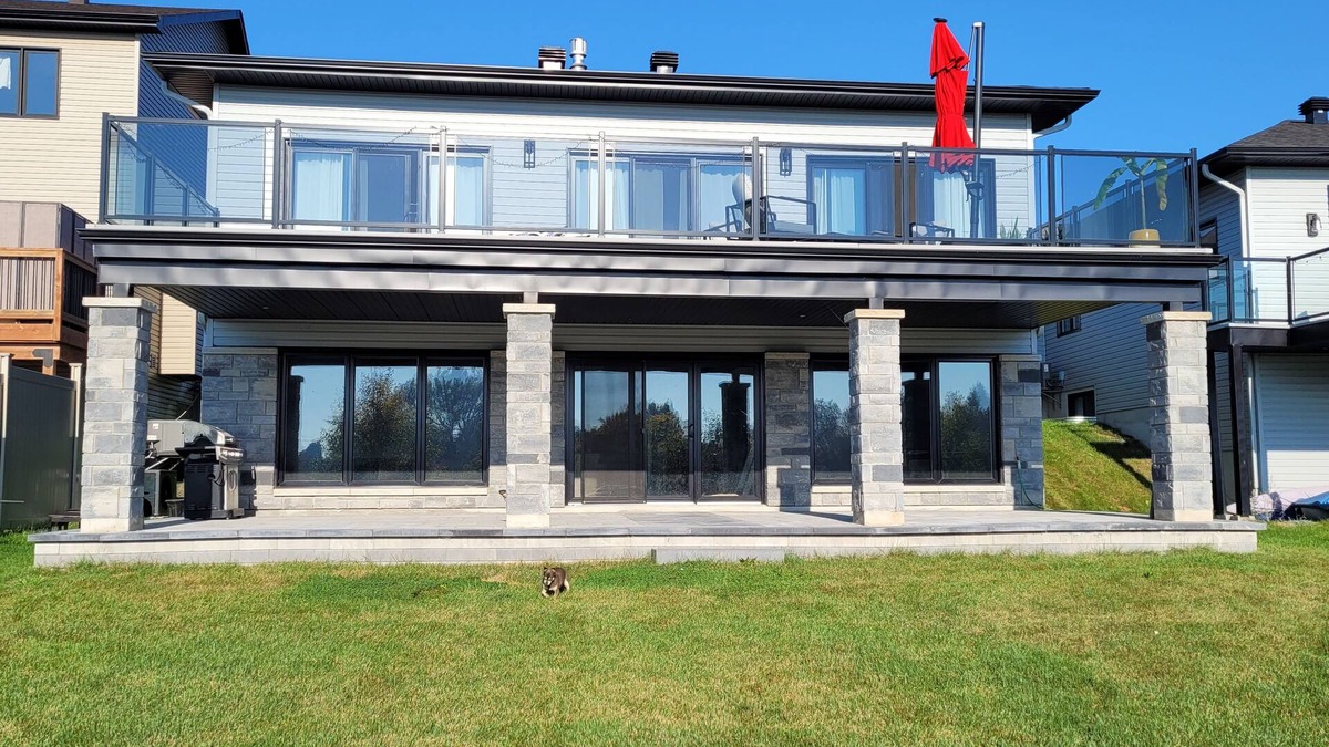 Casselman House | Waterfront Retreat - South Nation River