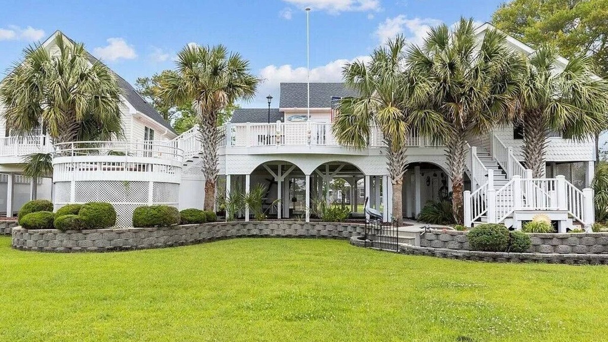 Core Creek House | Waterfront Retreat w/Guest House, Dock & RV Hookup – Perfect Getaway!
