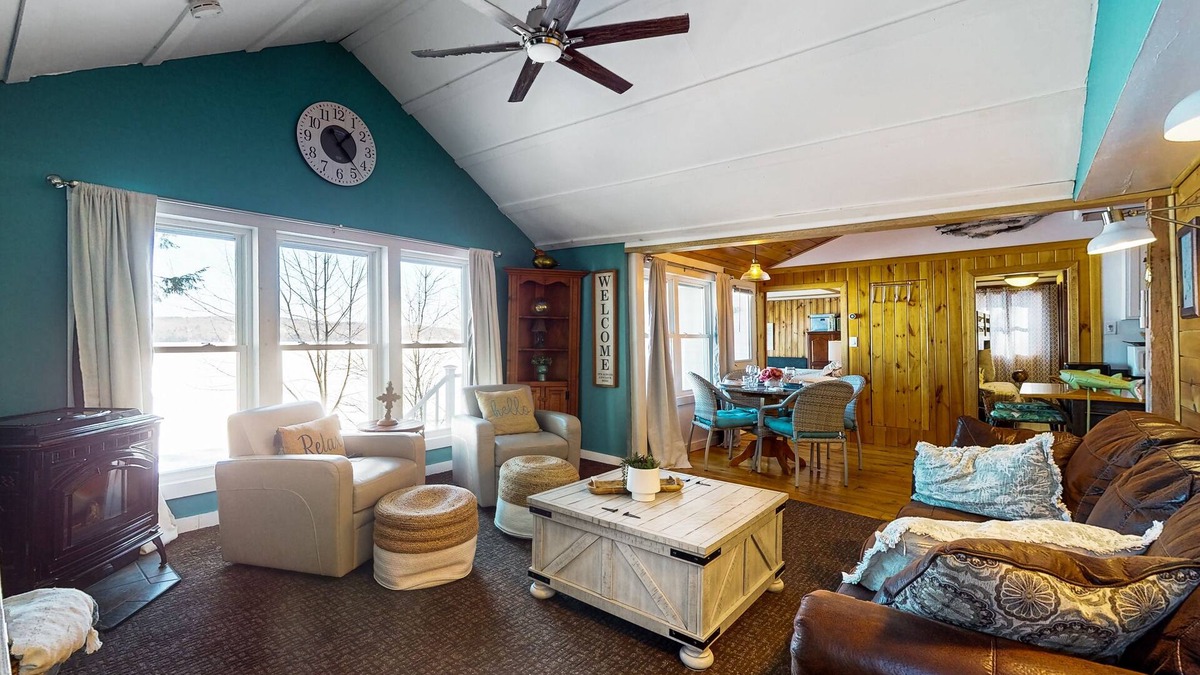 Winthrop House | Waterfront retreat with stunning views, dock access and washer/dryer