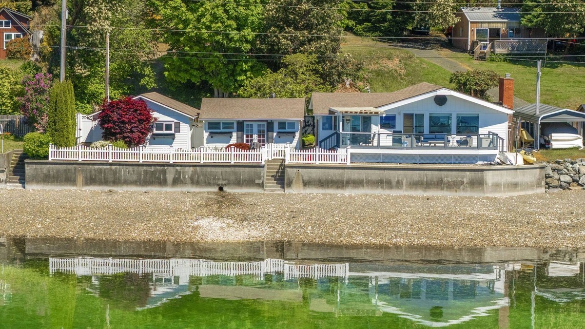 Belfair House | Waterfront Retreat with Private Beach, Oyster Beds & Large Deck