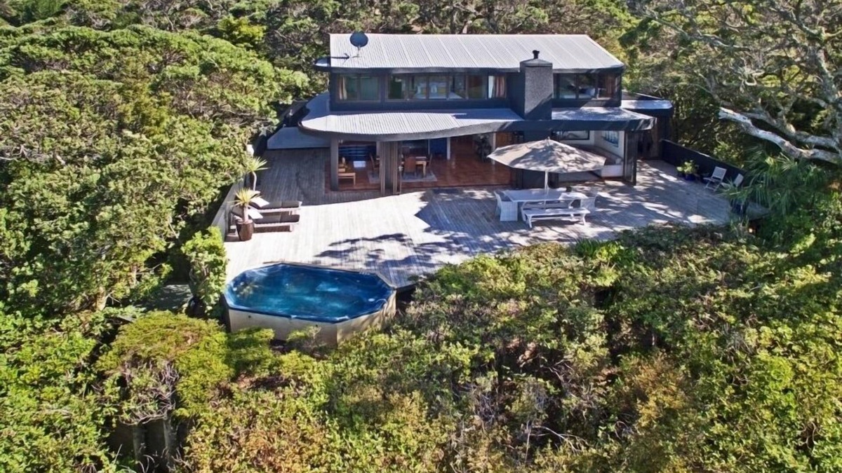 Whangateau House | Waterfront Sanctuary