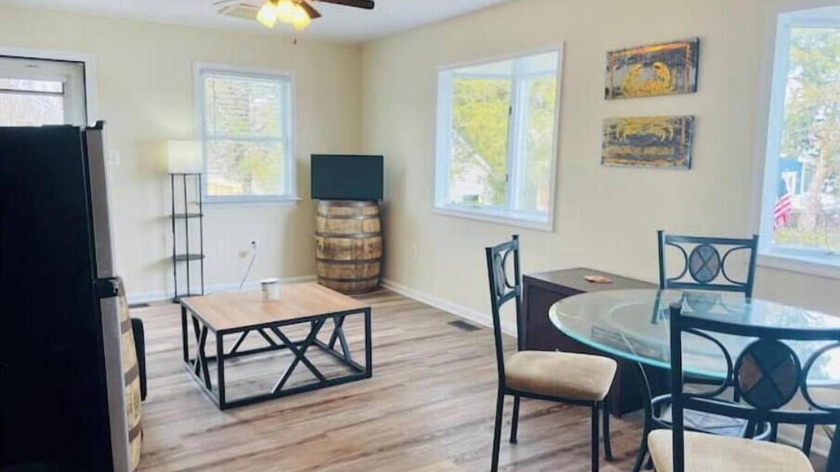 Solomons Apartment | Waterfront Solomons Apartment