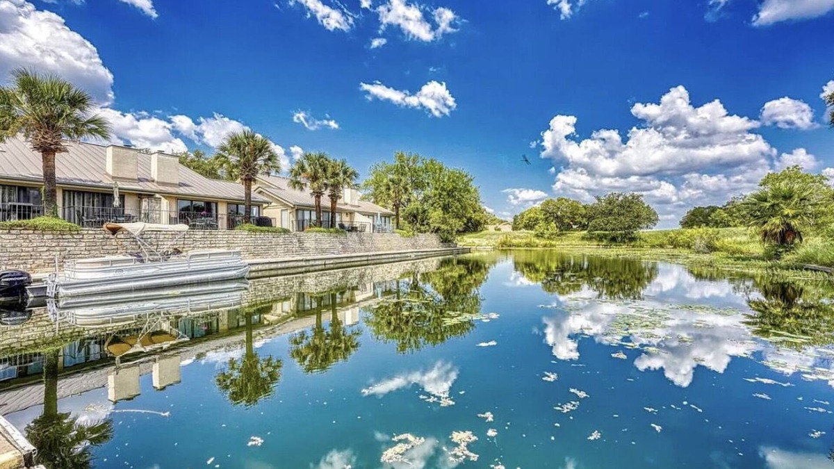 Horseshoe Bay House | Waterfront townhome on Lake LBJ in Horseshoe Bay w/day docking.
