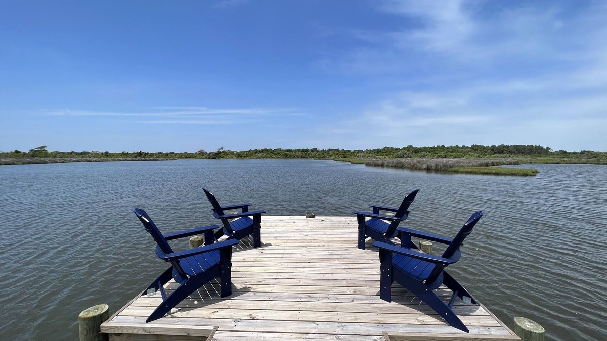 North Topsail Beach House | Waterfront Soundside Cottage With Private Dock - Steps To The Beach! Sleeps 4.