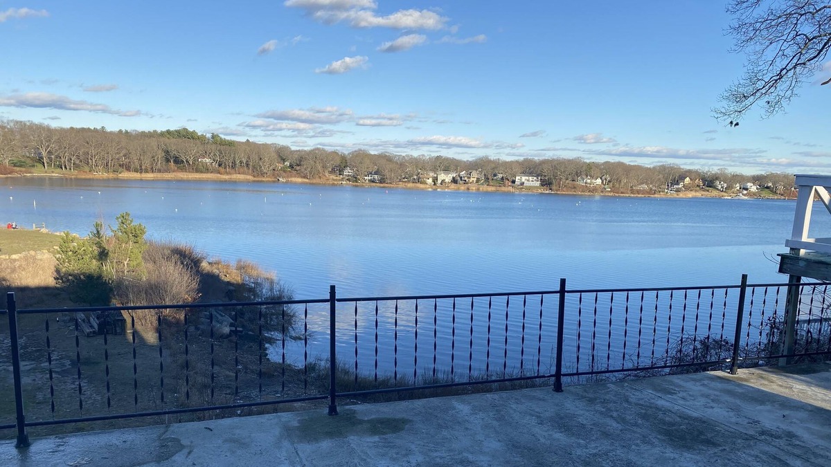 Warwick House | Waterfront