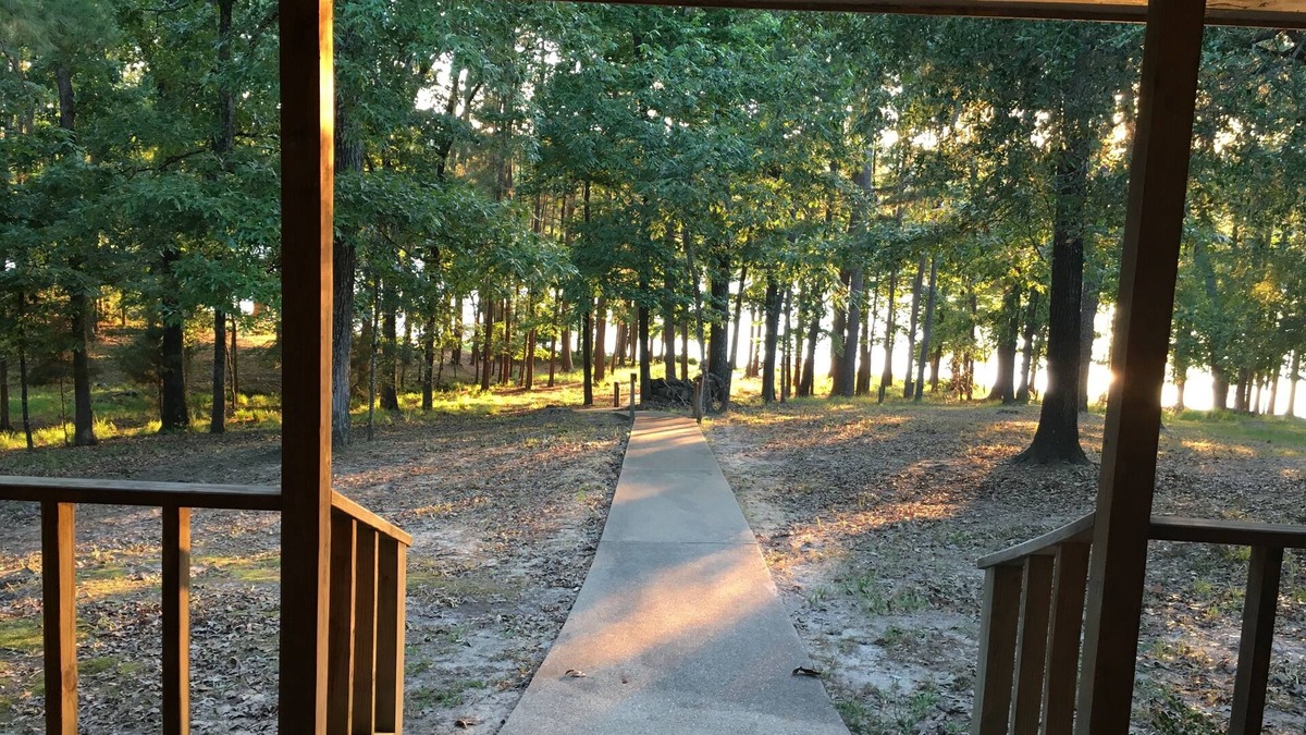 Holly Lake Ranch House | Waterfront Vacation Home, Golf-Fish-Swim, Sleeps 12 in Wooded Resort