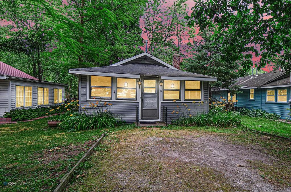 Thayer Apartment | Waterfront view