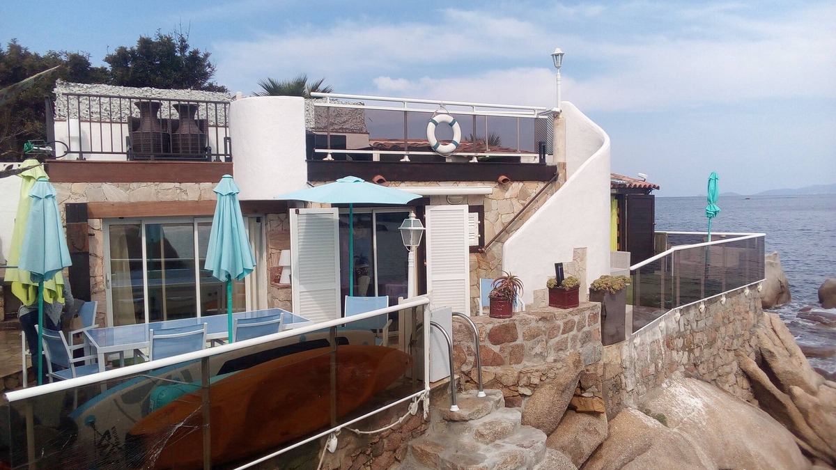 Coti-Chiavari House | waterfront villa