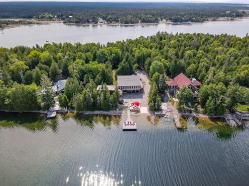 Northern Bruce Peninsula House | Waterfront W Sauna, Hot Tub & Boat Slip
