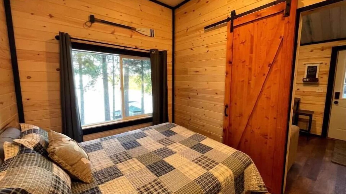 Webb Lake Cabin | Waterfront Webb Lake, Cabin 2
