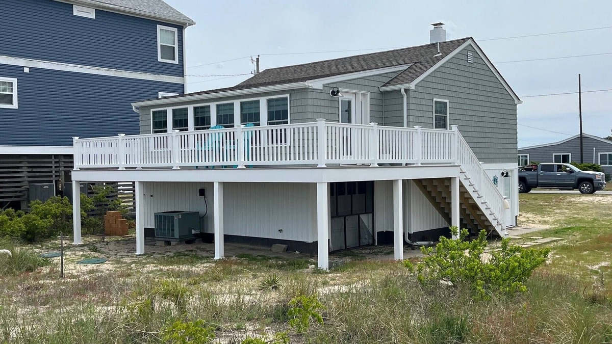 Prime Hook Beach Cottage | Waterfront- Yr 2025 Downstair den; no pet fees; toiletries for your convenience.