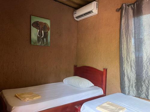 Larabanga Hotel | Watergate lodge Mole National Park